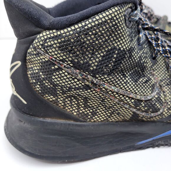 Nike CQ9326-007 Kyrie \